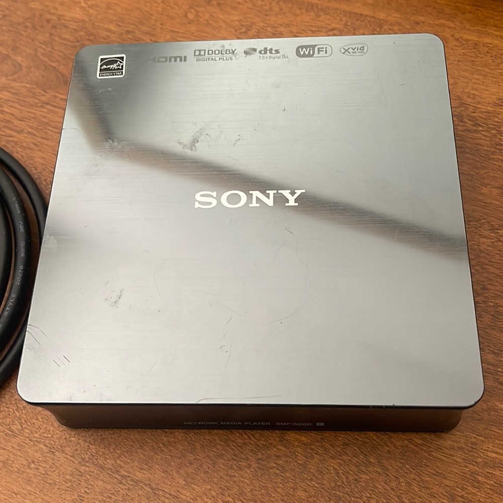 Sony SMP-N200 Digital HD  Streaming Media Wi-FI TV Entertainment Without Remote